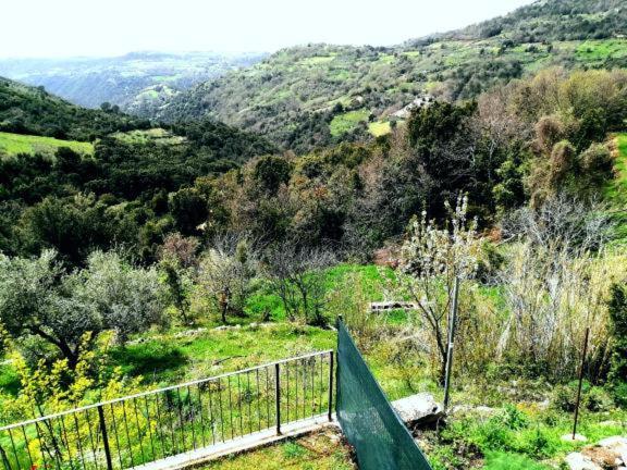 Ferula Romantica Mansarda Tra Fiumi E Montagne Sardegna Seùlo Zewnętrze zdjęcie